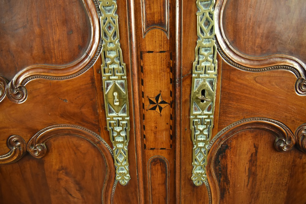 18th century French armoire wardrobe View IX