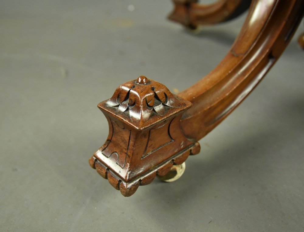 Victorian inlaid walnut oval centre table  View VIII