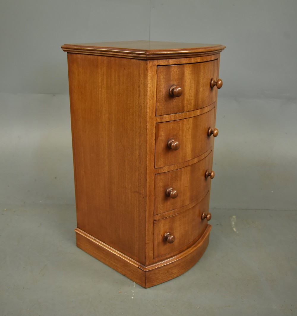Pair of Victorian mahogany Bowfront bedside chests of drawers  View VIII