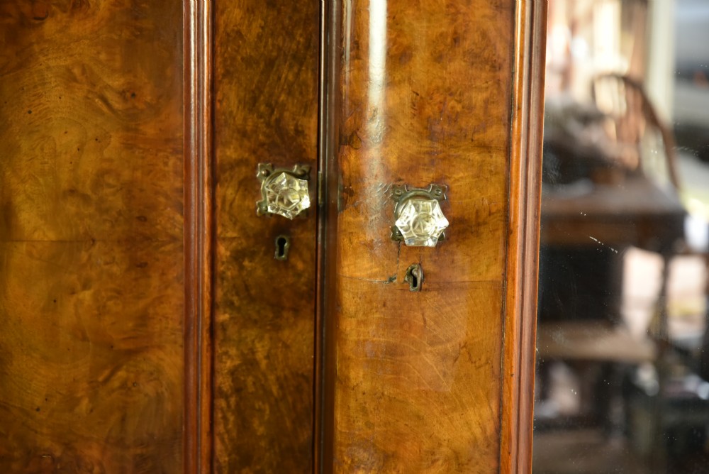 victorian burr walnut triple wardrobe compactom View V