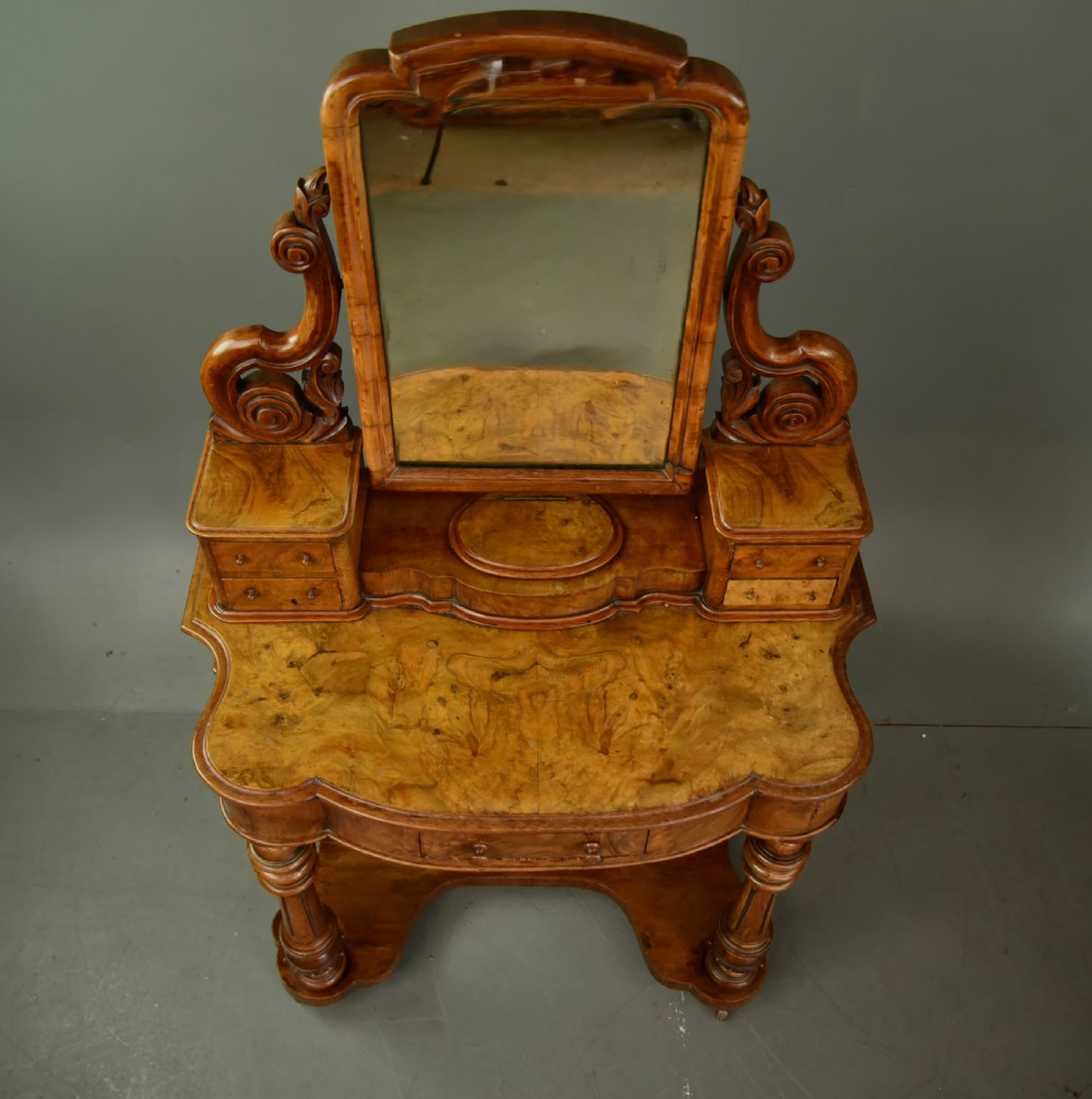 Victorian burr walnut dressing table  View VII
