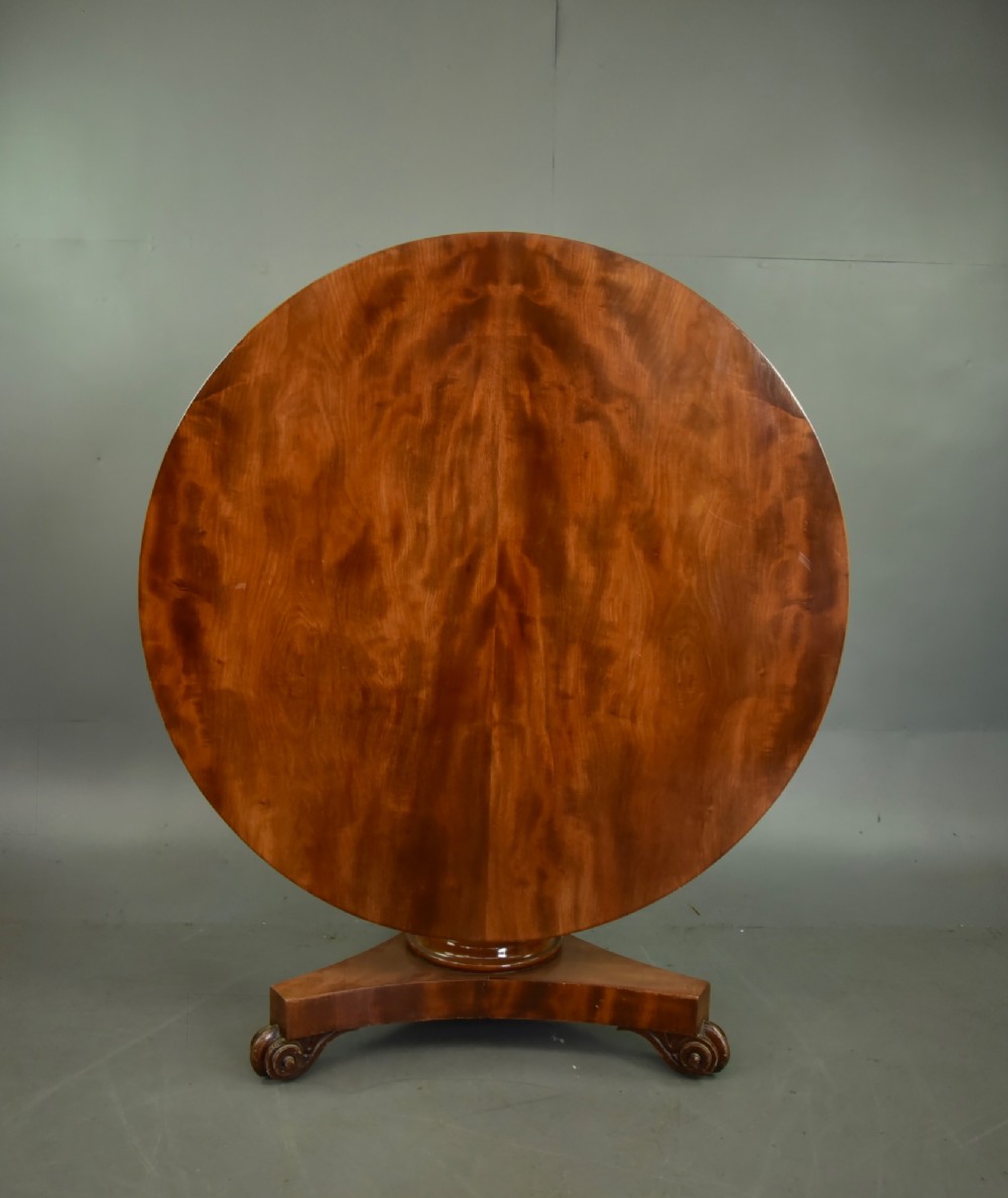 Victorian mahogany Breakfast table View II
