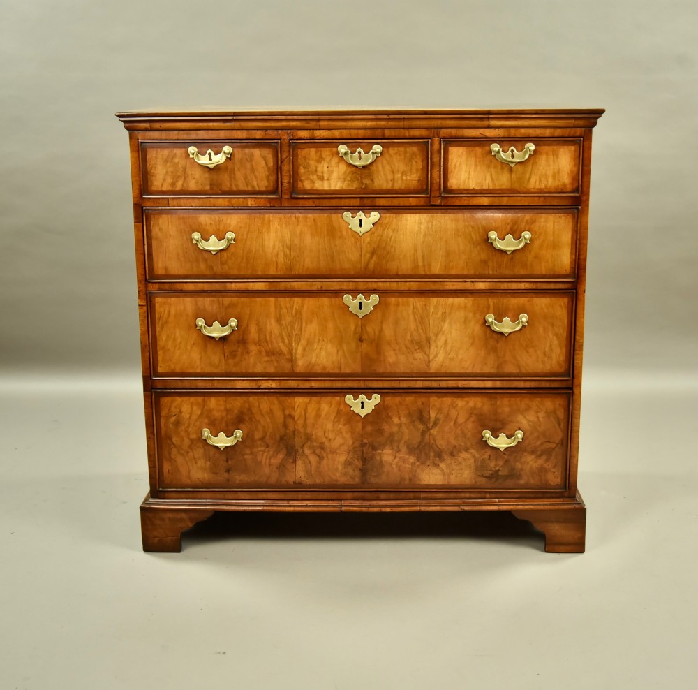 18th century walnut chest of drawers