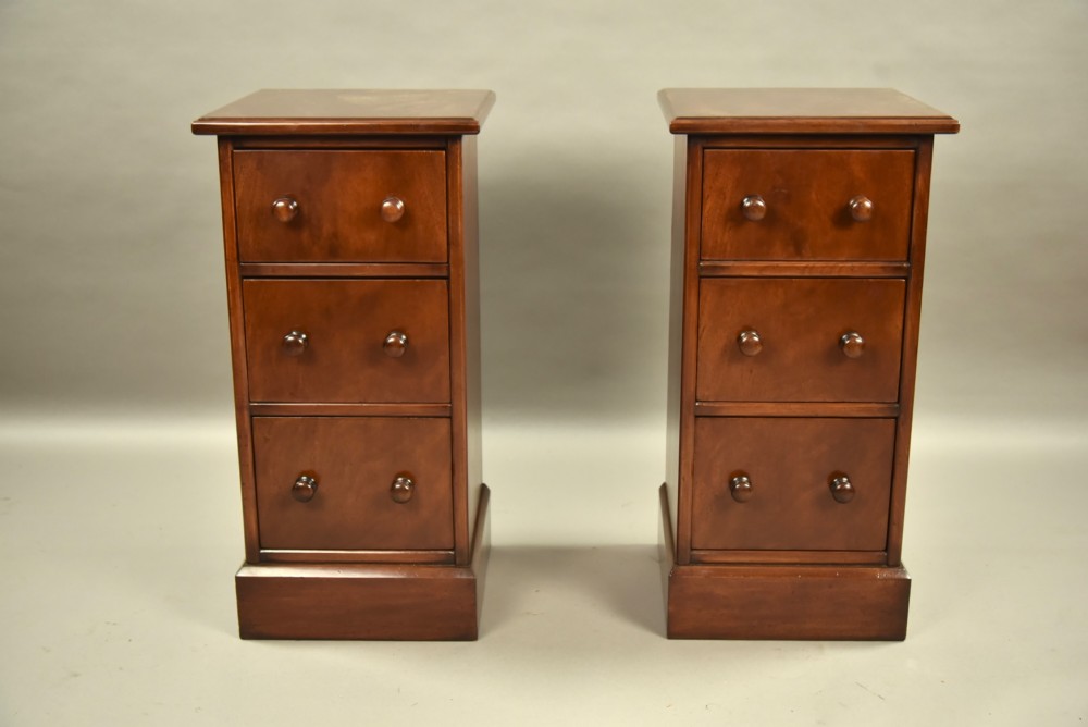 Pair of Victorian mahogany bedside chests