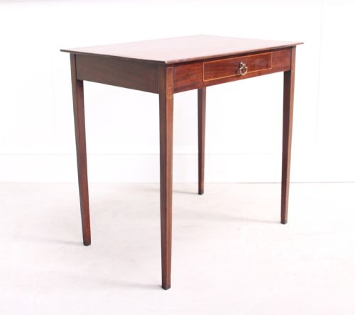 An Edwardian Inlay Mahogany Side Table.