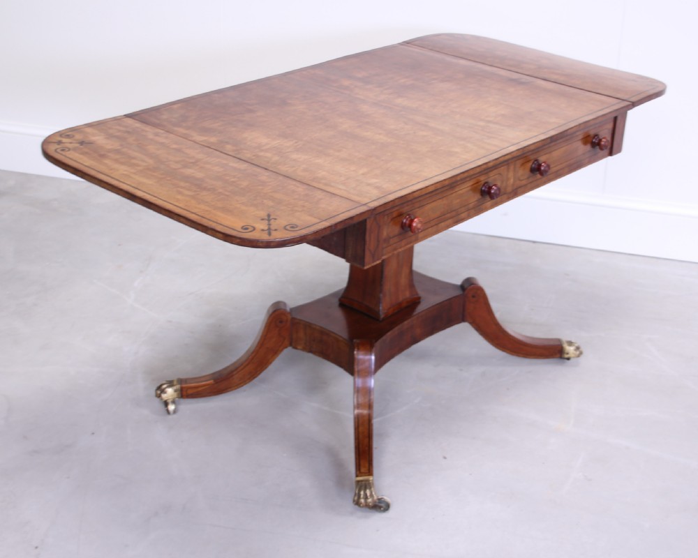 A Regency mahogany sofa table.