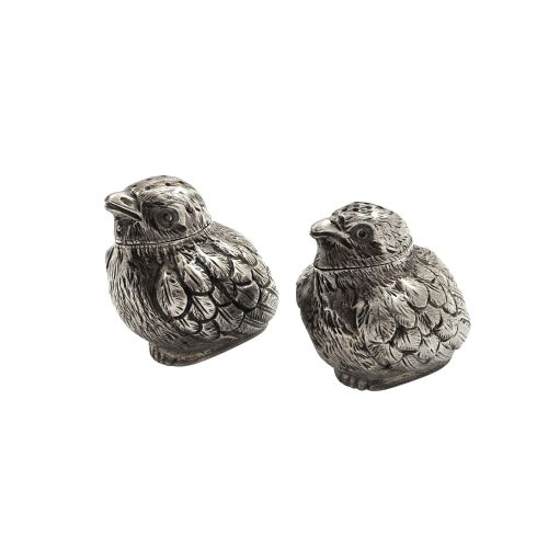 Pair of Antique Edwardian Sterling Silver Chick Peppers 1901 / 1902