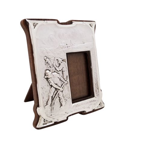ANTIQUE ART NOUVEAU STERLING SILVER PHOTO FRAME 1904 PEACE HATH HER VICTORIES