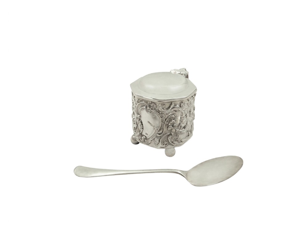 Antique Victorian Sterling Silver 'Cherub' Mustard 1897 View V