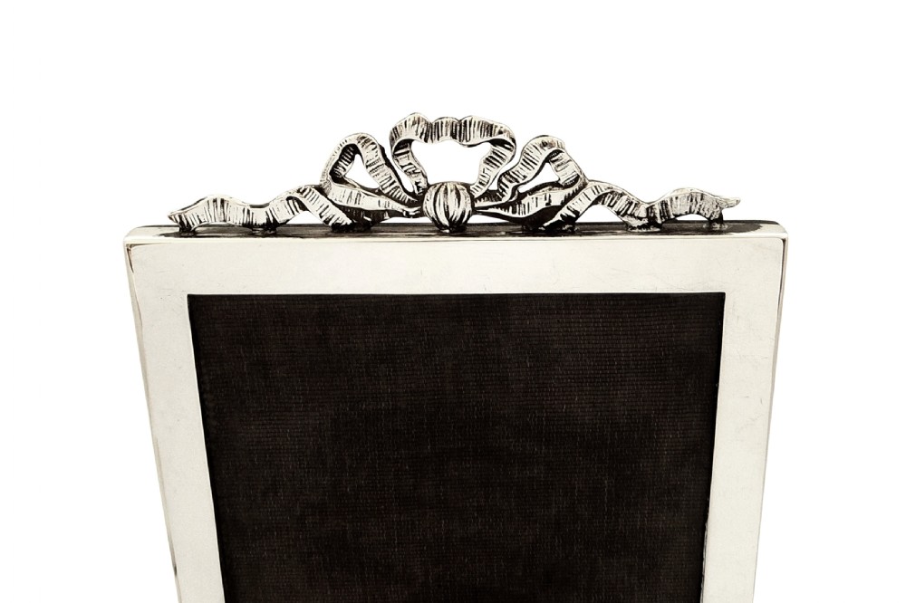 Antique Sterling Silver 'Bow/Ribbon' Photo Frame 1925 View IV