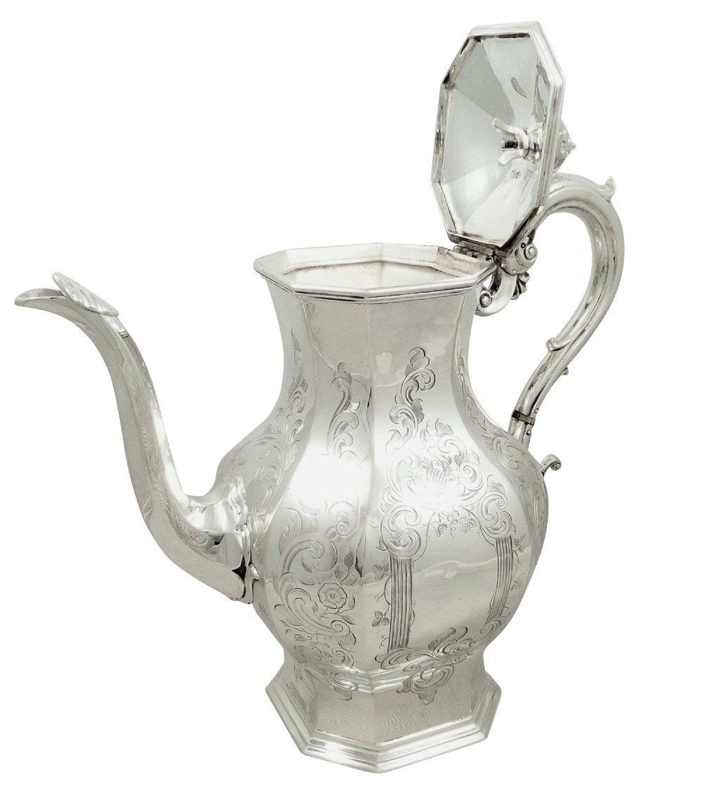 Antique Early Victorian Sterling Silver 3 Pint Coffee Pot 1841 View III