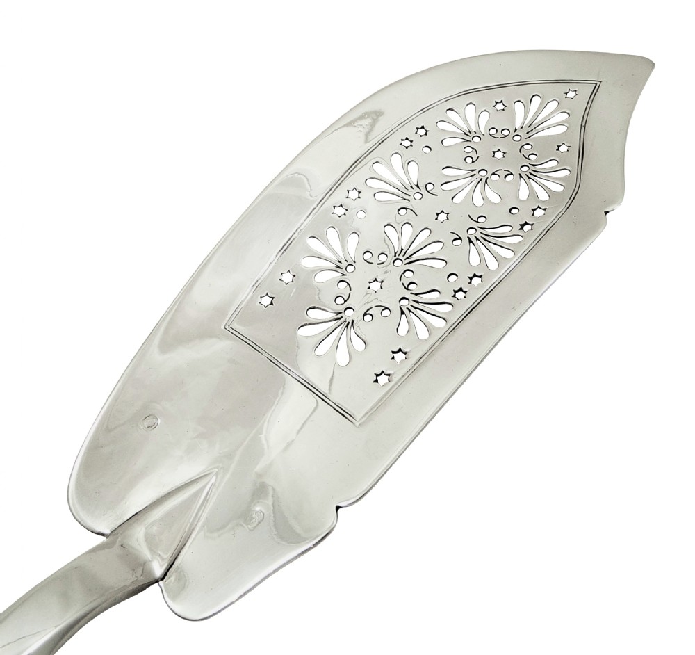 Antique William IV Irish Sterling Silver Fish Slice - Dublin 1836 View II