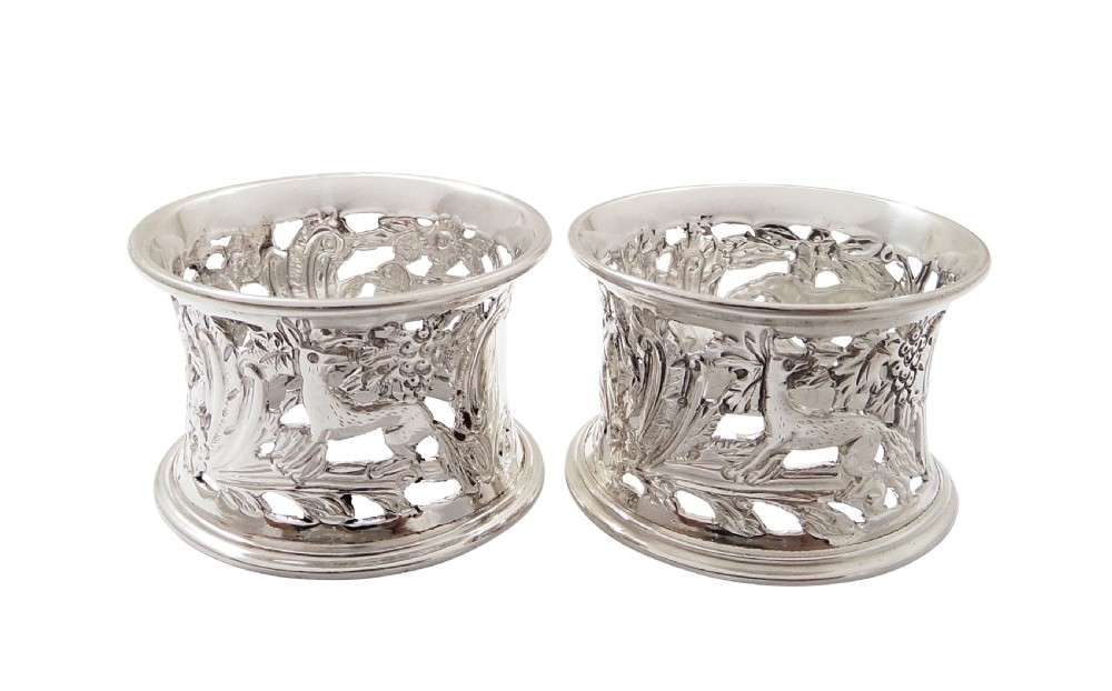 Pair of Antique Edwardian Sterling Silver 'Animals' Napkin Rings in Case 1902 View VI