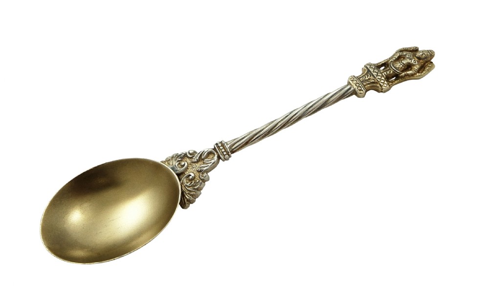 Set of 12 Antique Victorian Frosted Silver Gilt Teaspoons 1888 View V