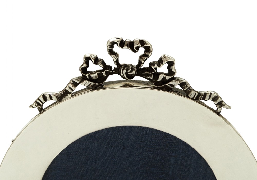 Antique Edwardian Sterling Silver 'Bow/Ribbon' Photo Frame 1909 View V