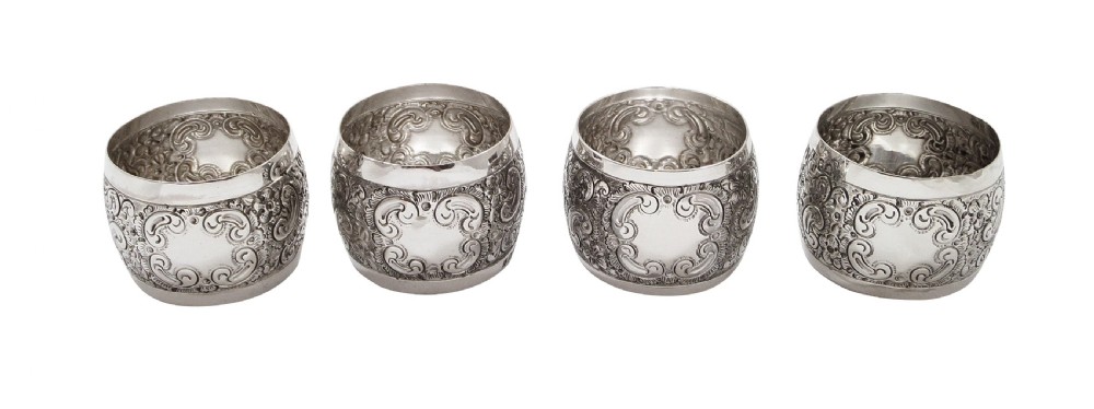 Set of 4 Antique Victorian Sterling Silver Napkin Rings in Case 1898 View II