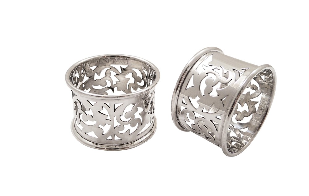 Pair of Antique Edwardian Sterling Silver Napkin Rings in Case 1904 View VI