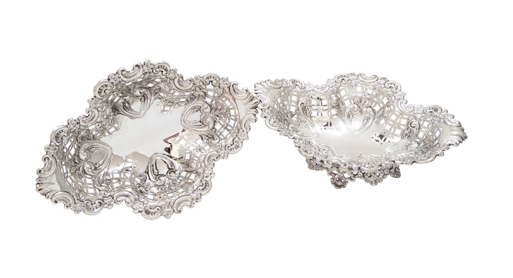 Pair of Antique Edwardian Sterling Silver Dishes 1902 View VI