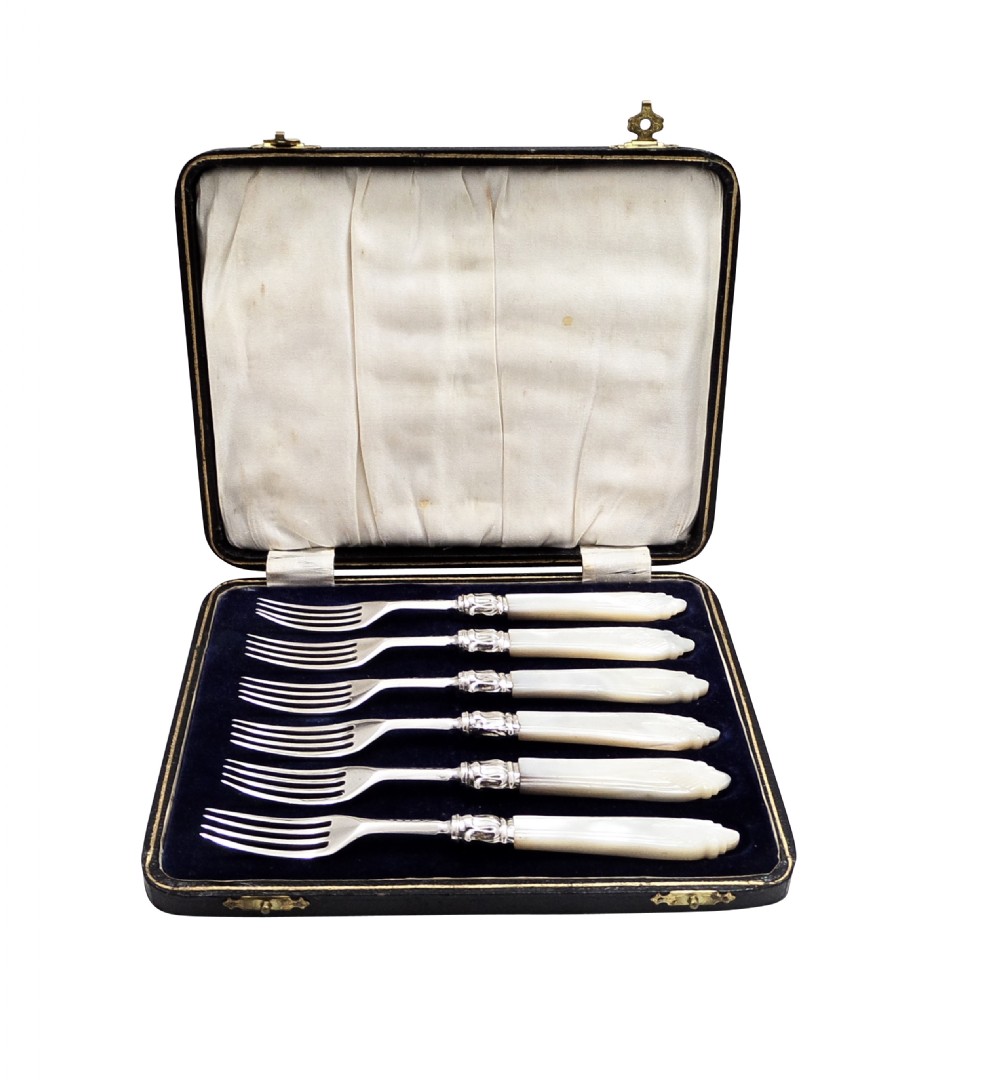 Set of 6 Antique Victorian Silver & Mother of Pearl Dessert Forks in Case 1854 View VII
