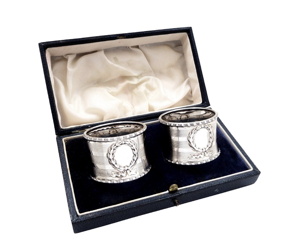 Pair of Antique Sterling Silver Napkin Rings in Case 1912 View VI