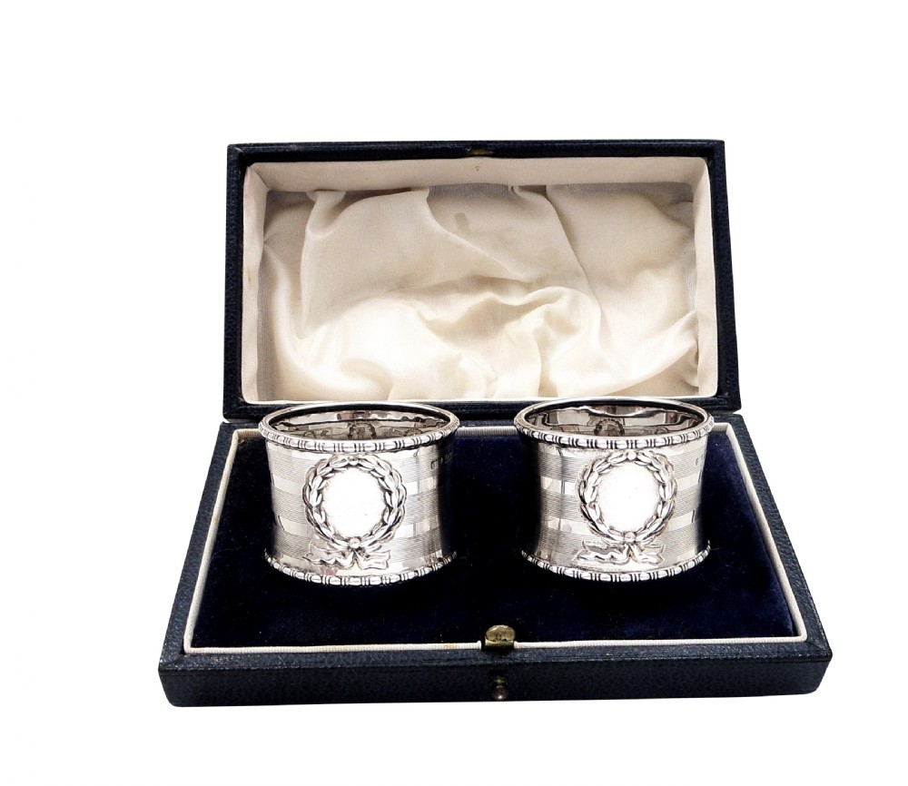 Pair of Antique Sterling Silver Napkin Rings in Case 1912 View IX