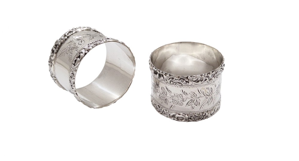 Pair of Antique Edwardian Sterling Silver Napkin Rings in Case 1903/4 View III