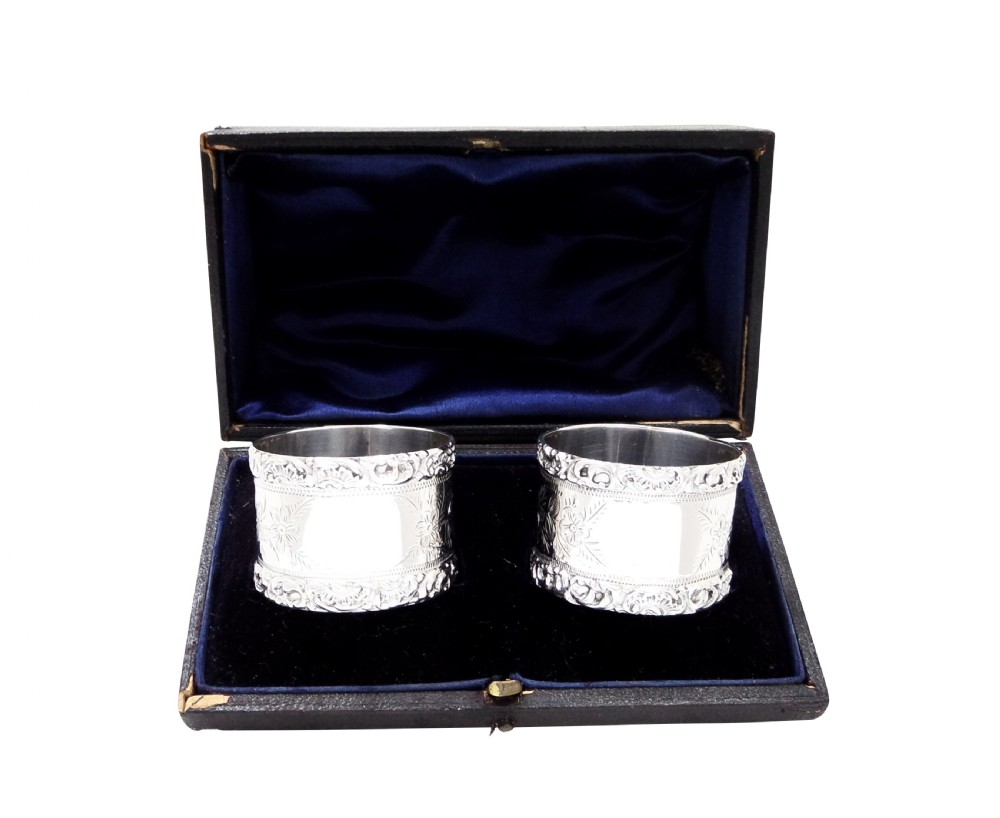 Pair of Antique Edwardian Sterling Silver Napkin Rings in Case 1903/4 View X