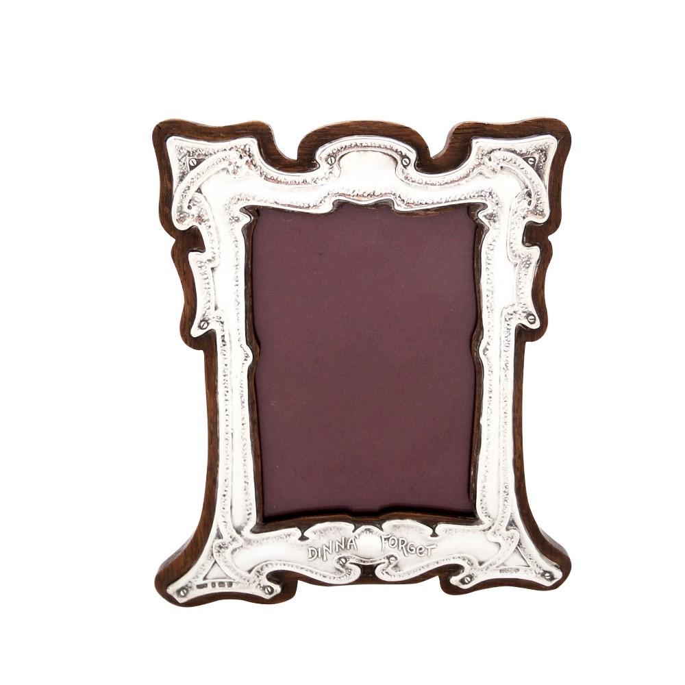 Antique Art Nouveau Sterling Silver 'Dinna Forget' Photo Frame 1904