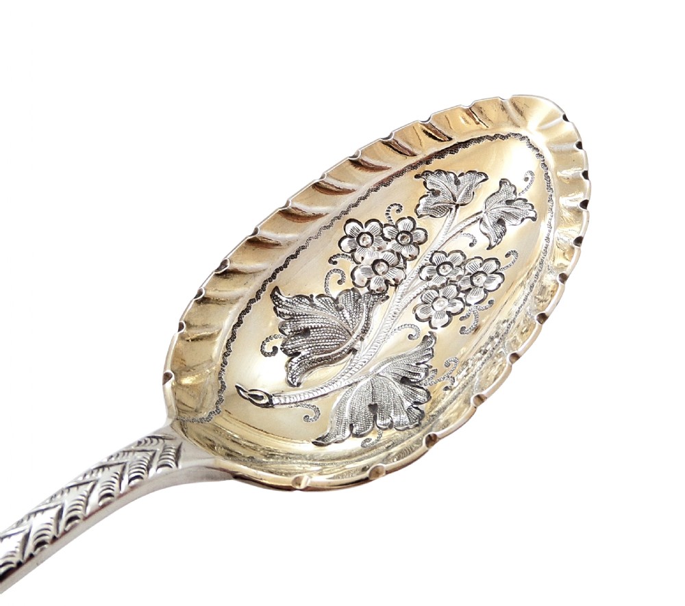 Pair of Antique Victorian Sterling Silver Berry Spoons in Case 1897 View IV