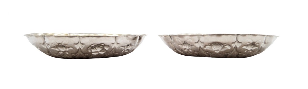 Pair of Antique Victorian Sterling Silver Gilt Dishes / Bowls 1894 View V