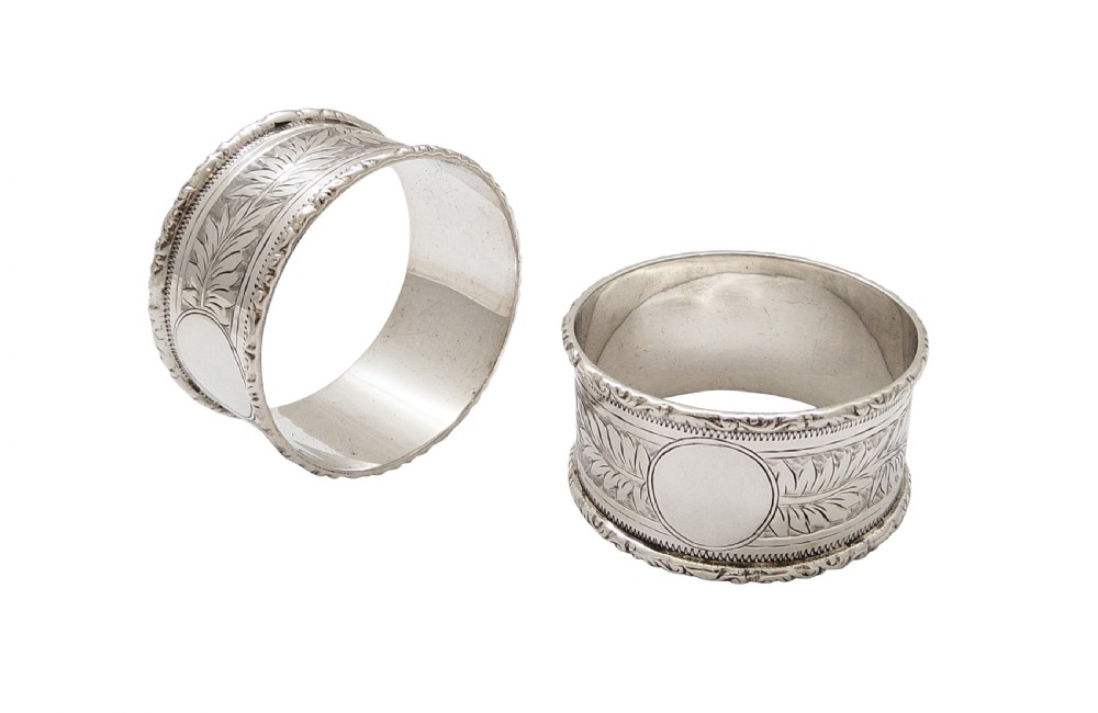 Pair of Antique Edwardian Sterling Silver Napkin Rings in Case 1908 View IV