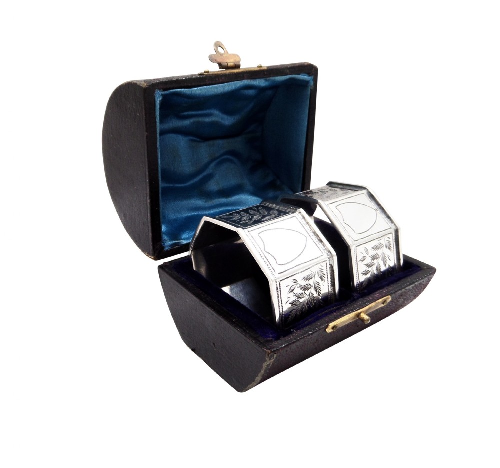 Pair of Antique Victorian Sterling Silver Napkin Rings in Case 1893 View IX