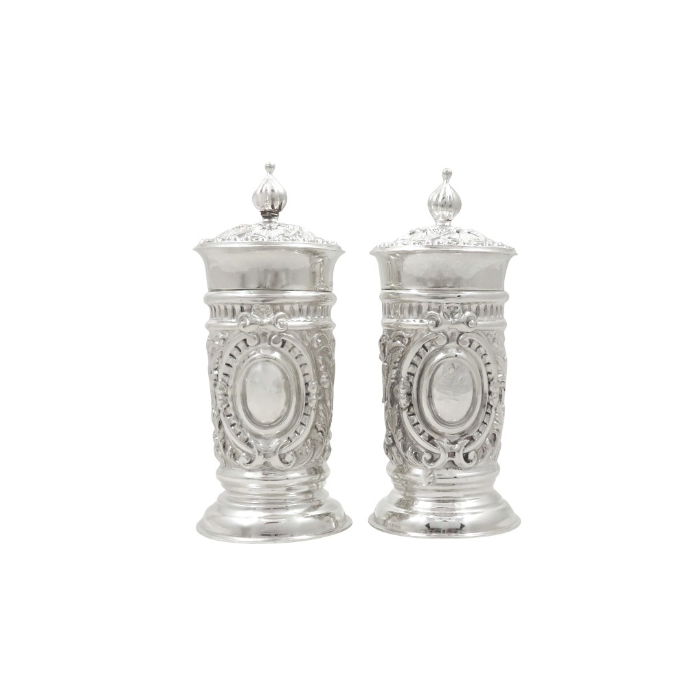 Pair of Antique Victorian Sterling Silver Pepper Pots 1891 - Mappin & Webb