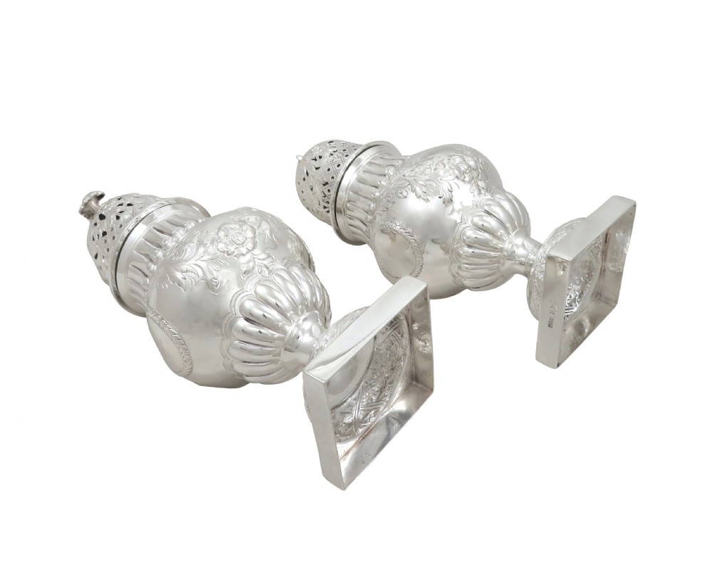 Pair of Antique Edwardian Sterling Silver Sugar Shakers/Casters 1903.1904 View VII