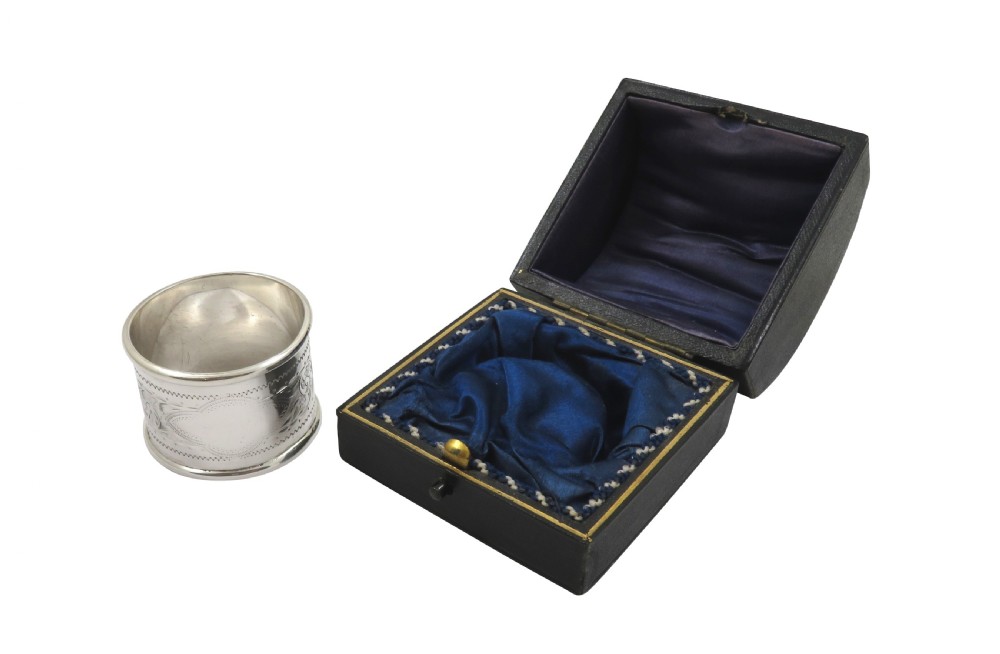 Antique Victorian Sterling Silver Napkin Ring in Case 1900 View IV