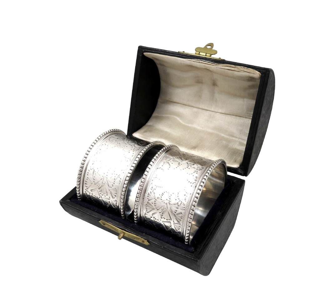 Pair of Antique Sterling Silver Napkin Rings in Case 1918 / 1921 View IX