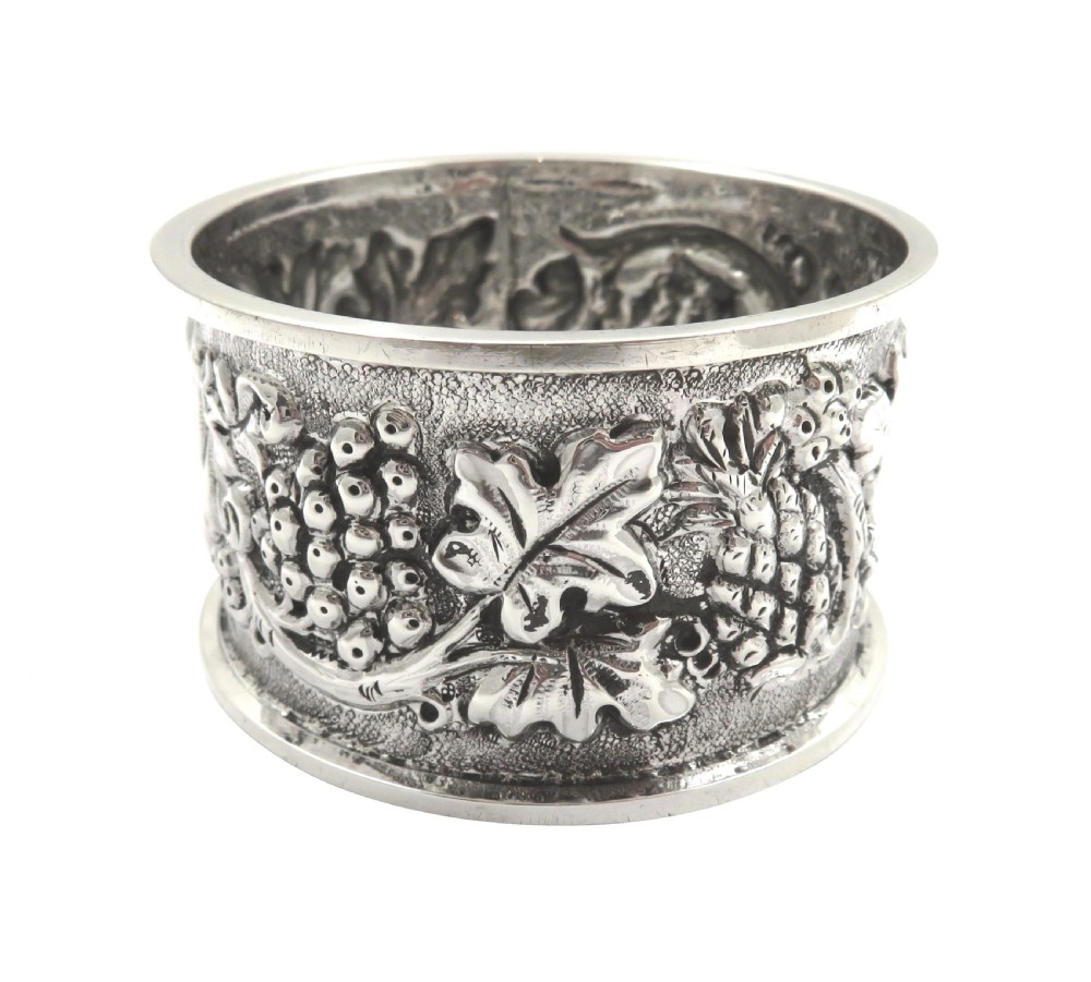Antique Victorian Sterling Silver Napkin Ring in Case 1899 View IV
