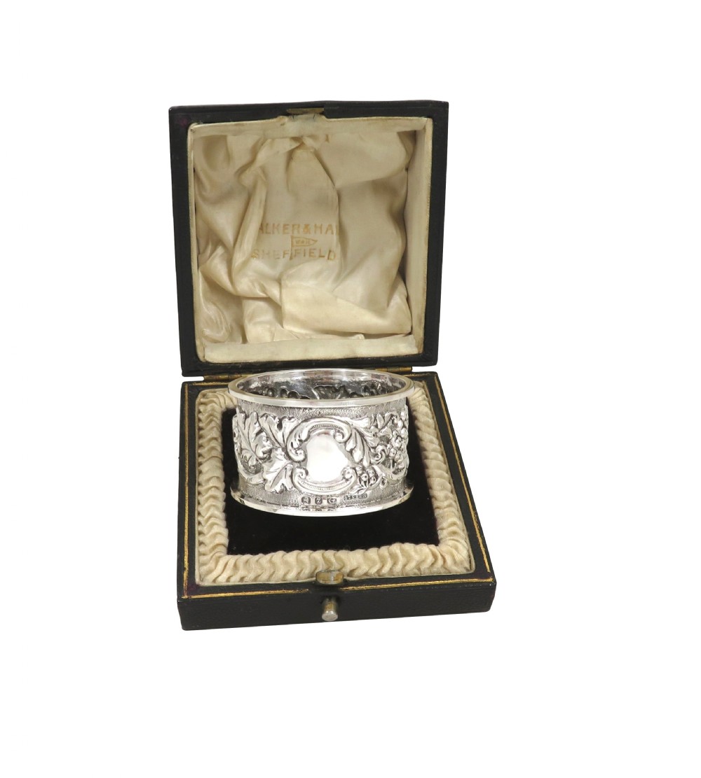 Antique Victorian Sterling Silver Napkin Ring in Case 1899 View X