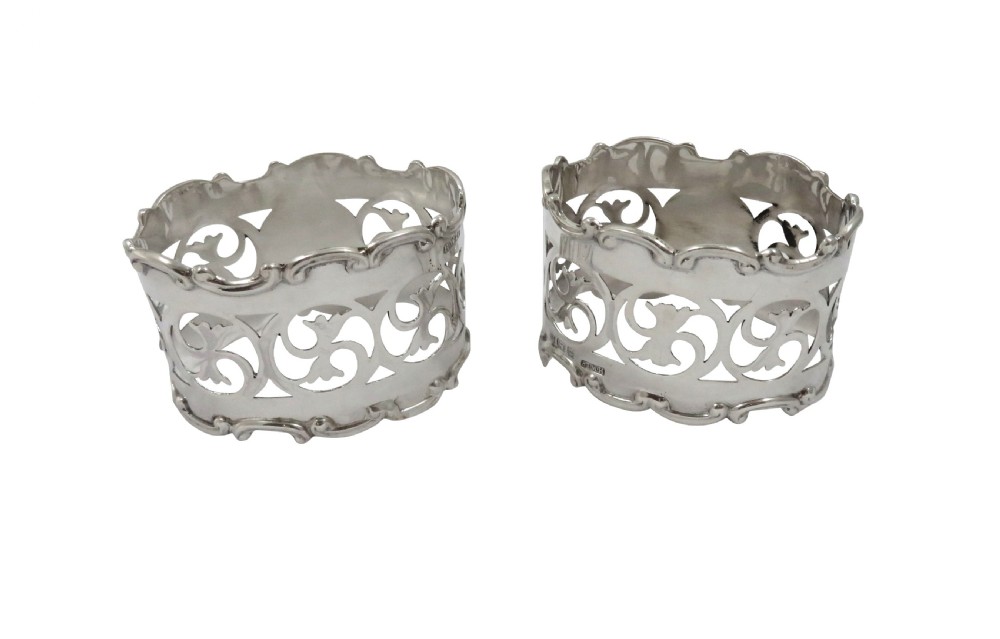 Pair of Antique Sterling Silver Pierced Napkin Rings in Case 1911 View V