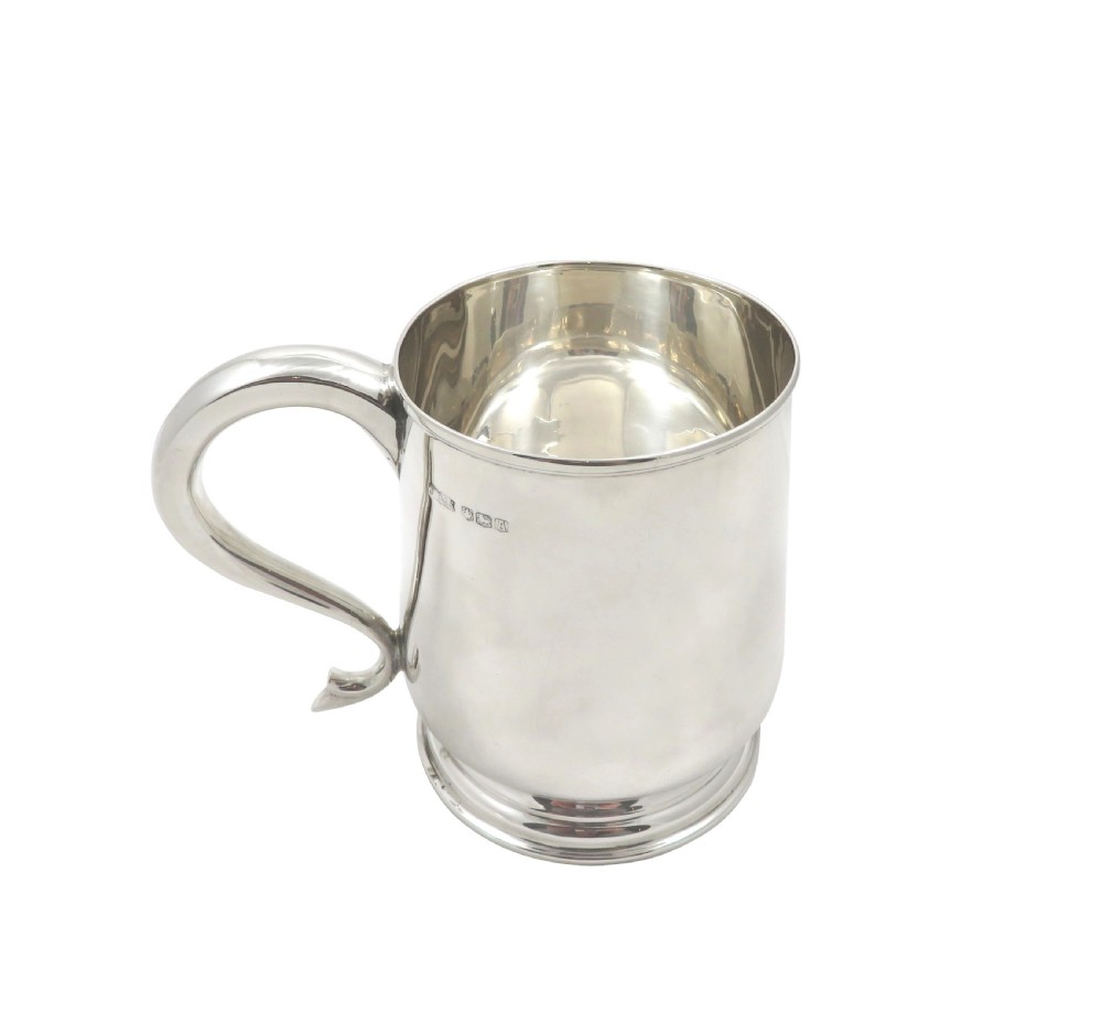 Vintage Sterling Silver Pint Mug / Tankard View XI