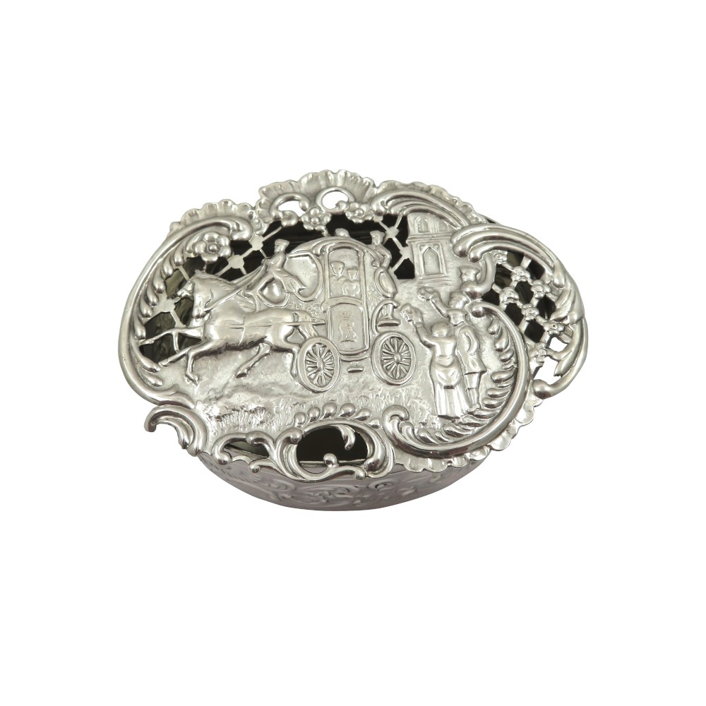 Antique Sterling Silver Pierced Wedding Box 1912