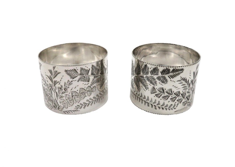 Antique Edwardian Sterling Silver Napkin Rings in Case 1902 / 1905 View IX