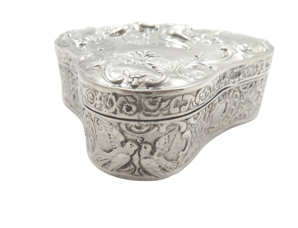 Antique Edwardian Sterling Silver Trinket Box 1901 View III