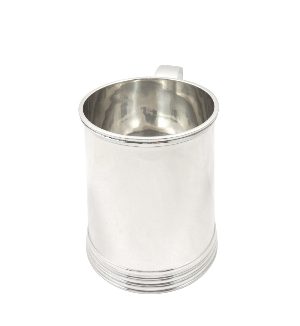 Antique Victorian Sterling Silver Pint Tankard / Mug 1899 View IV