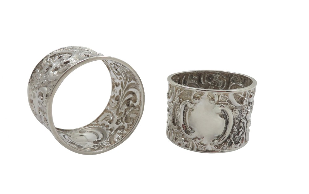 Pair of Antique Victorian Sterling Silver Napkin Rings in Case 1897 View VII