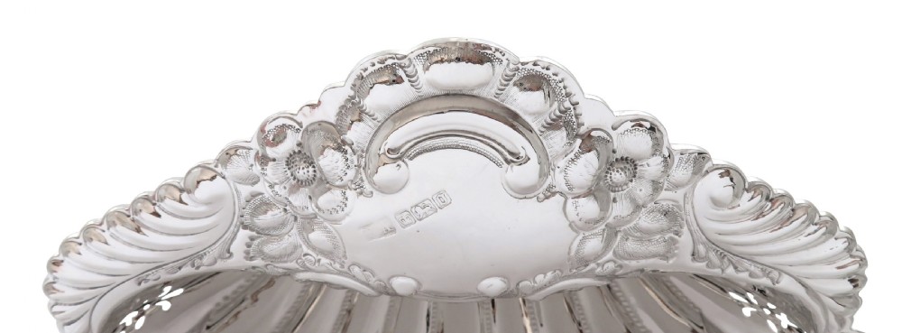 Antique Edwardian Sterling Silver Pierced Shell Dish 1906 View VII