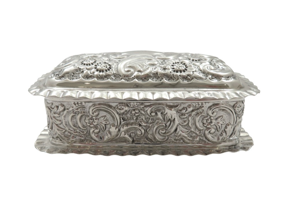 Antique Edwardian Sterling Silver Trinket Box 1903 View IV