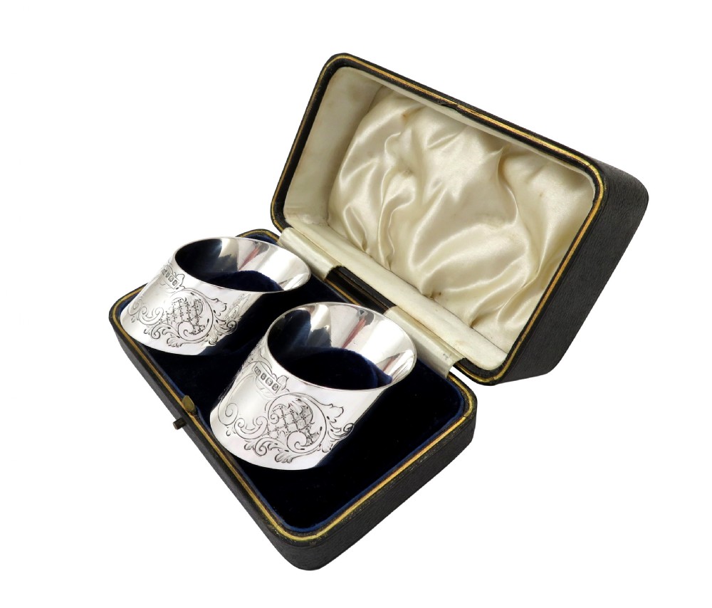 Pair of Antique Victorian Sterling Silver Napkin Rings in Case 1897 View IX