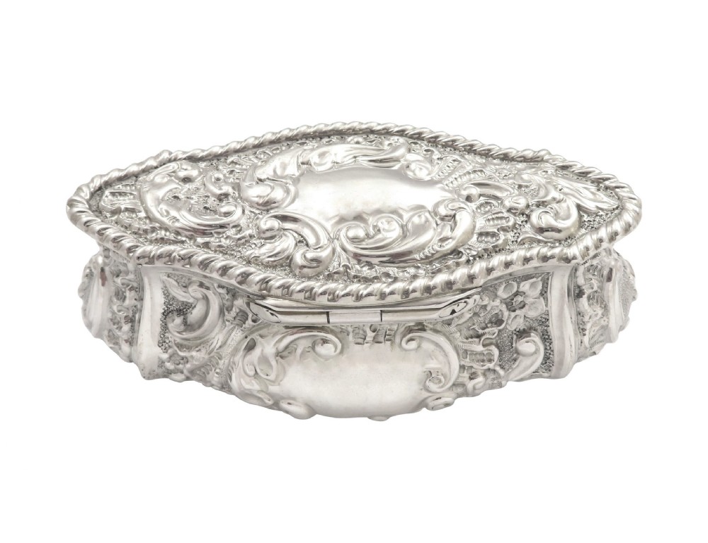 Antique Edwardian Sterling Silver Trinket Box 1901 View IX
