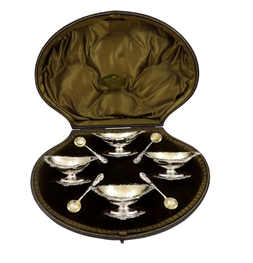 Set of 4 Antique Edwardian Sterling Silver Salts & Spoons in Case 1904 View XI